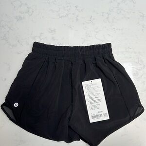 Lululemon Hotty Hot shorts Black 2